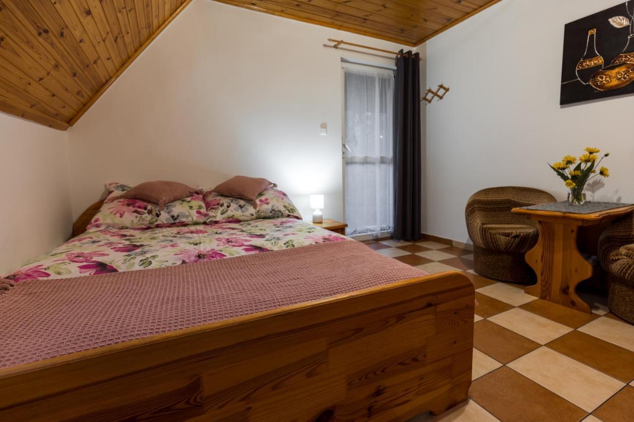 Villa Wypoczynek U Piotra Susiec Exterior foto